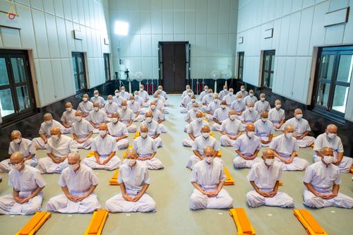 ภาพ No.47648:ประมวลภาพพิธีอุปสมบท โครงการบรรพชาอุปสมบทหมู่ รุ่นเข้าพรรษา 2565