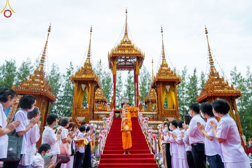 ภาพ No.49018:ประมวลภาพพิธีเก็บอัฐิและลอยอังคาร พระสุธรรมญาณวิเทศ  (สุธรรม สุธมฺโม)