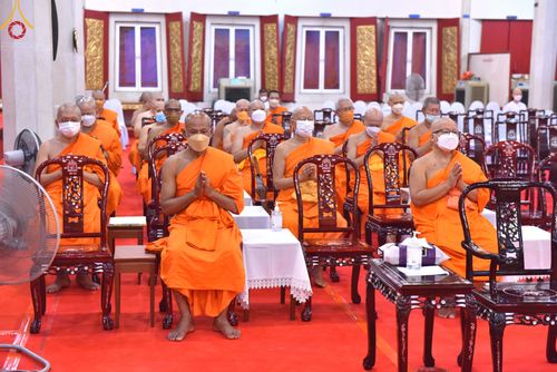 ภาพ No.49674:ประมวลภาพพิธีบำเพ็ญกุศลสวดพระอภิธรรมศพอุทิศถวายพระเดชพระคุณพระเทพวรเวที (บุญศรี ปุญฺญสิริ ป.ธ.4) 