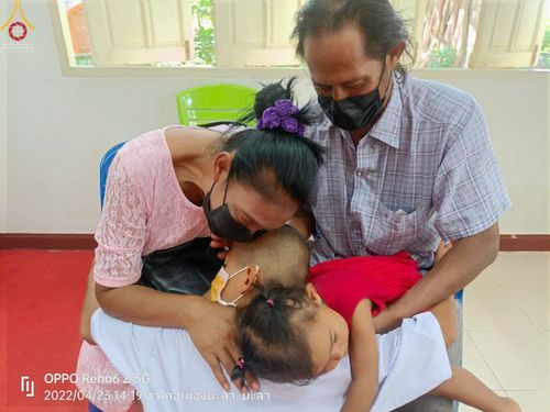 ภาพ No.45743:ประมวลภาพกิจกรรม โครงการบรรพชาสามเณรฟื้นฟูพระพุทธศาสนาทั่วไทย ณ วัดเวฬุวัน และศูนย์ปฏิบัติธรรมและอบรมเยาวชนยะลา