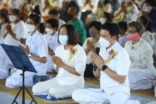 ภาพ No.40161:พิธีตัดปอยผม ปลงผม ขอขมารับผ้าไตรและพิธีบรรพชา ในโครงการอุปสมบท บูชาธรรมมหาปูชนียาจารย์ ประจำปี 2564 ชุดที่ 10