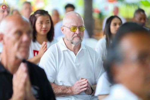 ภาพ No.53811:ประมวลภาพพิธีทอดกฐินสามัคคี ณ วัดพระธรรมกายโจฮันเนสเบิร์ก ประเทศ​แอฟริกาใต้ (วันที่ 16 ตุลาคม พ.ศ. 2565)