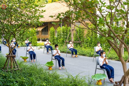 ภาพ No.44447:ประมวลภาพพิธีปลงผม โครงการบรรพชาสามเณรหน่อแก้วเปรียญธรรมรุ่นที่ 10