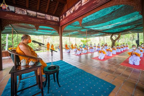 ภาพ No.44744:ประมวลภาพพิธีบรรพชา ในโครงการบรรพชาสามเณร ฟื้นฟูพระพุทธศาสนาทั่วไทย ณ เมืองโบราณ