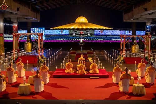 ภาพ No.46305:ประมวลภาพพิธีจุดวิสาขประทีป 2565 ณ วัดพระธรรมกาย