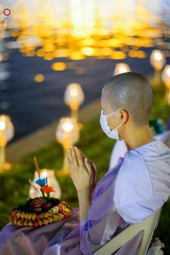 ภาพ No.55339:ประมวลภาพพิธีลอยกระทงธรรม ณ วัดพระธรรมกาย (วันที่ 8 พฤศจิกายน พ.ศ. 2565)