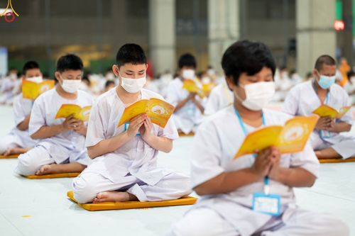 ภาพ No.43793:ประมวลภาพการเข้าโครงการบรรพชาสามเณรฟื้นฟูพระพุทธศาสนาทั่วไทย พ.ศ. 2565 วันแรก ณ ศูนย์อบรมวัดพระธรรมกาย