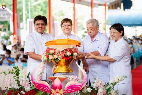 ภาพ No.52942:ประมวลภาพพิธีทอดกฐินสามัคคี ณ วัดมงคลพุกกราม จ.ปทุมธานี  (วันที่ 15 ตุลาคม พ.ศ. 2565)