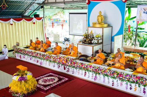 ภาพ No.55987:ประมวลภาพพิธีทอดกฐินสามัคคี ณ ศูนย์ปฏิบัติธรรมและอบรมเยาวชนจังหวัดน่าน (วันที่ 23 ตุลาคม พ.ศ. 2565)