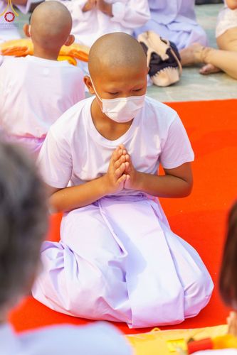 ภาพ No.44694:ประมวลภาพพิธีบรรพชา ในโครงการบรรพชาสามเณรฟื้นฟูพระพุทธศาสนาทั่วไทย ณ วัดสองพี่น้อง