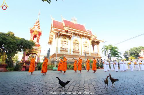 ภาพ No.40671:พิธีตัดปอยผม ปลงผม ขอขมารับผ้าไตรและพิธีบรรพชา ในโครงการอุปสมบท บูชาธรรมมหาปูชนียาจารย์ ประจำปี 2564 ชุดที่ 15