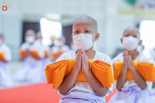 ภาพ No.44936:ประมวลภาพพิธีบรรพชา ในโครงการบรรพชาสามเณรฟื้นฟูพระพุทธศาสนาทั่วไทย ณ ศูนย์อบรมเยาวชนกาญจนบุรี