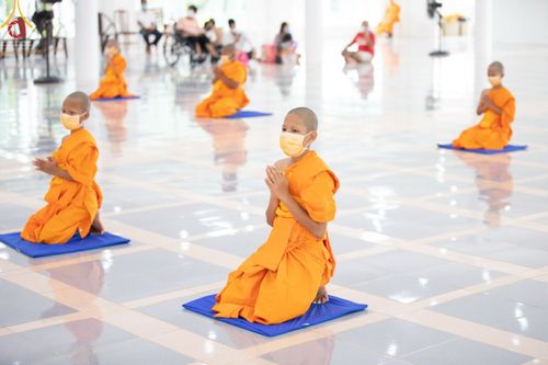 ภาพ No.44067:ประมวลภาพพิธีบรรพชาสามเณร โครงการบรรพชาสามเณรฟื้นฟูพระพุทธศาสนาทั่วไทย ณ ศูนย์อบรมเยาวชนธุดงคสถานชุมพร