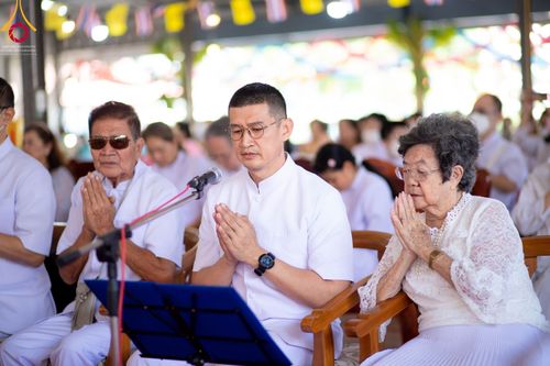 ภาพ No.56414:ประมวลภาพพิธีทอดกฐินสามัคคี ณ วัดลาดประทุมทอง จ.สุพรรณบุรี (วันที่ 30 ตุลาคม พ.ศ. 2565)