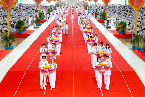 ภาพ No.46830:ประมวลภาพพิธีทอดผ้าป่าธรรมชัย ณ วัดพระธรรมกาย (5 มิถุนายน พ.ศ. 2565)