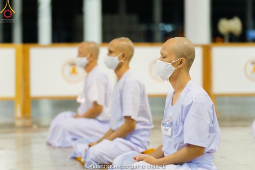 ภาพ No.39865:พิธีตัดปอยผม ปลงผม ขอขมารับผ้าไตรและพิธีบรรพชา ในโครงการอุปสมบท บูชาธรรมมหาปูชนียาจารย์ ประจำปี 2564 ชุดที่ 7