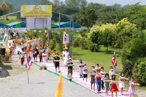 ภาพ No.57008:ประมวลภาพพิธีทอดกฐินสามัคคี ณ ศูนย์ปฏิบัติธรรมสวนผึ้ง (วันที่ 30 ตุลาคม พ.ศ. 2565)