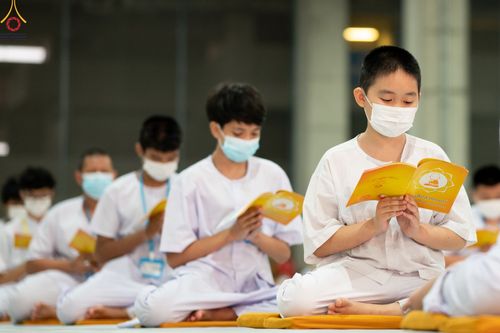 ภาพ No.43797:ประมวลภาพการเข้าโครงการบรรพชาสามเณรฟื้นฟูพระพุทธศาสนาทั่วไทย พ.ศ. 2565 วันแรก ณ ศูนย์อบรมวัดพระธรรมกาย