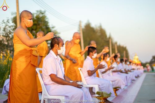 ภาพ No.39785:พิธีตัดปอยผม ปลงผม ขอขมารับผ้าไตรและพิธีบรรพชา ในโครงการอุปสมบท บูชาธรรมมหาปูชนียาจารย์ ประจำปี 2564 ชุดที่ 6