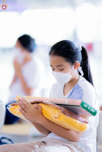 ภาพ No.48178:ประมวลภาพพิธีถวายผ้าอาบน้ำฝน และประทีปโคมไฟ เนื่องในวันอาสาฬหบูชา ประจำปี 2565