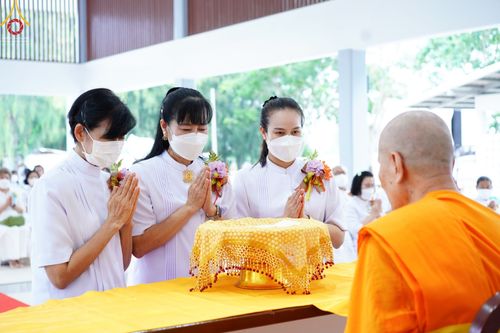 ภาพ No.52142:ประมวลภาพพิธีสักการะพระมงคลเทพมุนี (สด จนฺทสโร) ณ ศูนย์ปฏิบัติธรรมพระมงคลเทพมุนี