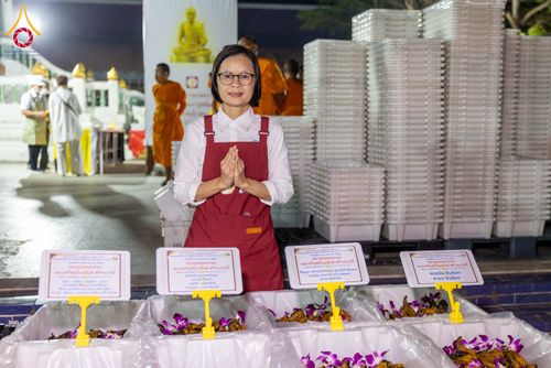 ภาพ No.293707:วันที่ 14 มกราคม พ.ศ. 2569  พิธีถวายภัตตาหารเป็นสังฆทาน แด่พระธรรมยาตรา  ณ วัดสองพี่น้อง ต.ต้นตาล อ.สองพี่น้อง จ.สุพรรณบุรี  ในโครงการธรรมยาตรา กตัญญูบูชา มหาปูชนียาจารย์  พระมงคลเทพมุนี(สด จนฺทสโร) พระผู้ปราบมาร  อนุสรณ์สถาน 7 แห่ง ปีที่ 14