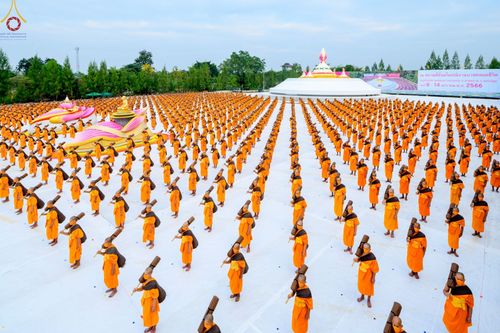 ภาพ No.70469:พุทธบุตรธรรมยาตรา ปฏิบัติธรรมและบันทึกภาพประวัติศาสตร์ ในโครงการธรรมยาตรากตัญญูบูชา มหาปูชนียาจารย์ พระมงคลเทพมุนี(สด จนฺทสโร) พระผู้ปราบมาร อนุสรณ์สถาน 7 แห่ง ปีที่ 11 ณ อนุสรณ์สถานคลองบางนางแท่น อ.สามพราน จ.นครปฐม วันที่ 9 มกราคม พ.ศ. 2566