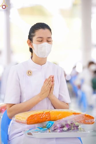 ภาพ No.75443:พิธีสวดพระพุทธมนต์และถวายภัตตาหารเป็นสังฆทาน เนื่องในวันมหาปูชนียาจารย์ วันที่ 3 กุมภาพันธ์ พ.ศ. 2565 ณ วัดพระธรรมกาย อ.คลองหลวง จ.ปทุมธานี