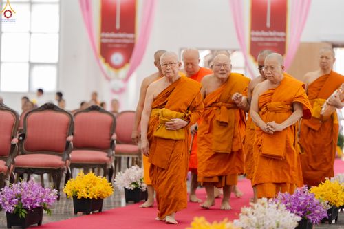 ภาพ No.331855:วันพฤหัสบดีที่ 4 มิถุนายน พ.ศ.2569 พิธีต้อนรับเปรียญธรรม 9 ประโยค และเปรียญธรรม 6 ประโยค  ณ อาคารธรรมสภา วัดบ้านขุน ต.บ่อหลวง อ.ฮอด จ.เชียงใหม่