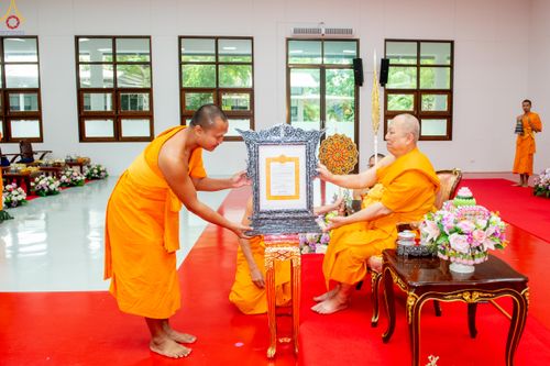 ภาพ No.342969:วันอาทิตย์ที่ 9 สิงหาคม พ.ศ.2569 พิธีมอบพัด ตั้งฐานานุกรม พระราชภาวนาวชิรวิเทศ วิ. ณ ห้องอาคารปลูกศรัทธา 2 วัดพระธรรมกาย