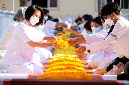 ภาพ No.72255:พิธีต้อนรับพระธรรมยาตรา ในโครงการธรรมยาตรากตัญญูบูชา มหาปูชนียาจารย์ พระมงคลเทพมุนี(สด จนฺทสโร) พระผู้ปราบมาร อนุสรณ์สถาน 7 แห่ง ปีที่ 11 วันที่ 18 มกราคม พ.ศ. 2566 ณ อนุสรณ์สถานลำดับที่ 4 สถานที่เกิดด้วยกายธรรม วัดโบสถ์ (บน) บางคูเวียง อ.บางกรวย จ.นนทบุ