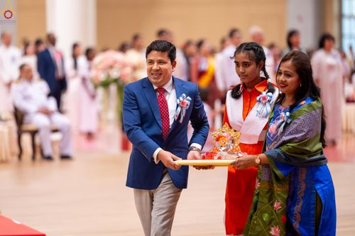 ภาพ No.311861:วันอังคารที่ 3 มีนาคม พ.ศ.2569 พิธีมอบโล่วัชรเกียรติยศ โครงการตอบปัญหาธรรมะทางก้าวหน้า ครั่งที่ 43, พิธีมอบโล่วัชรเกียรติยศ โครงการสอบตอบปัญหาศีลธรรม เพื่อสันติภาพโลก (World-Pec) ครั้งที่ 19 ณ สภาธรรมกายสากล วัดพระธรรมกาย