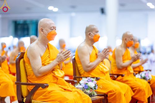 ภาพ No.90645:พิธีบำเพ็ญกุศลสวดพระอภิธรรม อุบาสกถาวร พรหมถาวร (อุบาสกผู้ปั้นพระ) วันอาทิตย์ที่ 15 ตุลาคม พ.ศ. 2566 ณ ห้องแก้วสารพัดนึก 1 สภาธรรมกายสากล วัดพระธรรมกาย จ.ปทุมธานี