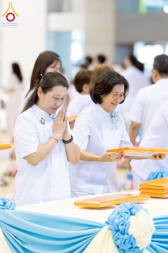 ภาพ No.215625:วันอาทิตย์ต้นเดือนที่ 6 เมษายน พ.ศ. 2568 ขบวนอัญเชิญผ้าป่าสมทบ มหาสังฆทาน 40,000 กว่าวัดทั่วประเทศ ณ สภาธรรมกายสากล วัดพระธรรมกาย