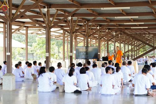 ภาพ No.152314:โครงการอบรมอุบาสก อุบาสิกาแก้ว ตัวแทนทอดกฐิน 30,000 วัด ทั่วไทย ระหว่างวันที่ 6-8 กันยายน พ.ศ. 2567 ณ ศูนย์อบรมเยาวชนกาญจนบุรี