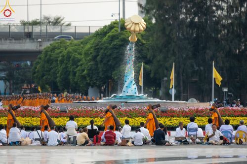 ภาพ No.120251:พิธีต้อนรับพระธรรมยาตรา ในโครงการธรรมยาตรา กตัญญูบูชา มหาปูชนียาจารย์ พระมงคลเทพมุนี(สด จนฺทสโร) พระผู้ปราบมาร อนุสรณ์สถาน 7 แห่ง ปีที่ 12 วันที่ 28 มกราคม พ.ศ. 2567 ณ วัดพระธรรมกาย จ.ปทุมธานี
