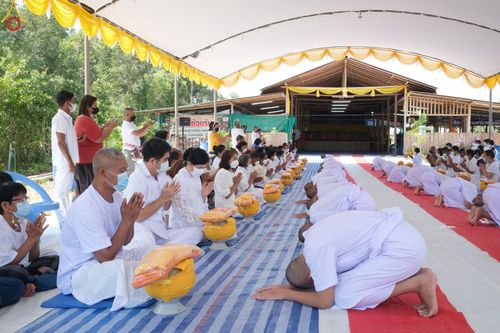 ภาพ No.44777:ประมวลภาพพิธีบรรพชา ในโครงการบรรพชาสามเณรฟื้นฟูพระพุทธศาสนาทั่วไทย ณ ศูนย์อบรมเยาวชนปัตตานี