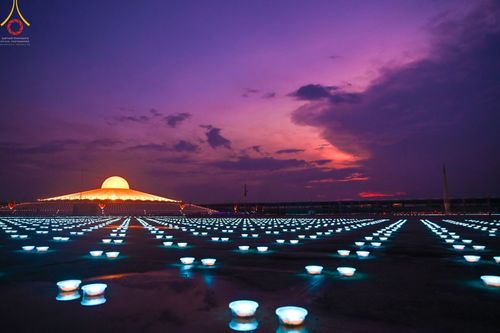 ภาพ No.44991:ประมวลภาพพิธีจุดประทีป​ วันคุ้ม​ครองโลก ณ วัดพระธรรมกาย