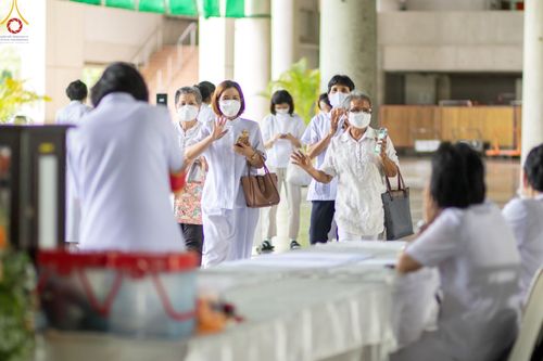 ภาพ No.47452:ประมวลภาพพิธีตัดปอยผม โครงการบรรพชาอุปสมบทหมู่ รุ่นเข้าพรรษา 2565