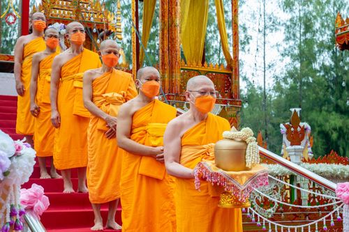 ภาพ No.49021:ประมวลภาพพิธีเก็บอัฐิและลอยอังคาร พระสุธรรมญาณวิเทศ  (สุธรรม สุธมฺโม)