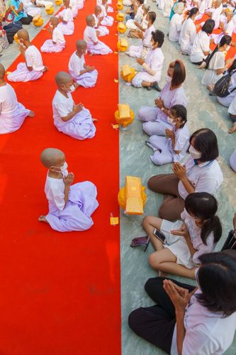 ภาพ No.44695:ประมวลภาพพิธีบรรพชา ในโครงการบรรพชาสามเณรฟื้นฟูพระพุทธศาสนาทั่วไทย ณ วัดสองพี่น้อง