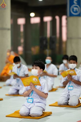 ภาพ No.43800:ประมวลภาพการเข้าโครงการบรรพชาสามเณรฟื้นฟูพระพุทธศาสนาทั่วไทย พ.ศ. 2565 วันแรก ณ ศูนย์อบรมวัดพระธรรมกาย