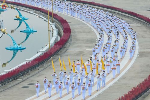 ภาพ No.50997:ประมวลภาพพิธีบรรพชาอุปสมบท โครงการบรรพชาอุปสมบทหมู่ รุ่นวันครูวิชชาธรรมกาย ปีพุทธศักราช 2565