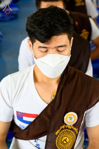 ภาพ No.52041:ประมวลภาพพิธีตักบาตรมิตรภาพไทย-เมียนมาร์ 105 รูป ณ วัดพระธรรมกาย