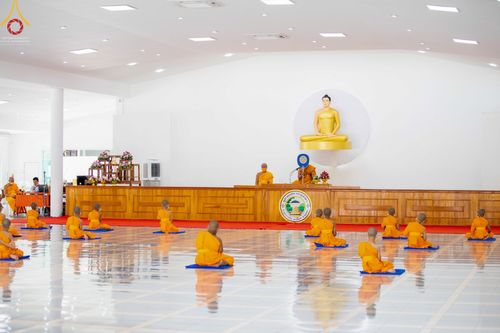 ภาพ No.44069:ประมวลภาพพิธีบรรพชาสามเณร โครงการบรรพชาสามเณรฟื้นฟูพระพุทธศาสนาทั่วไทย ณ ศูนย์อบรมเยาวชนธุดงคสถานชุมพร