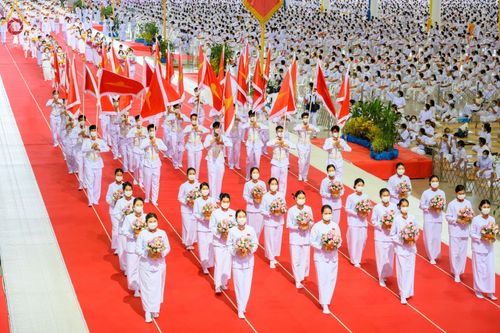 ภาพ No.46832:ประมวลภาพพิธีทอดผ้าป่าธรรมชัย ณ วัดพระธรรมกาย (5 มิถุนายน พ.ศ. 2565)