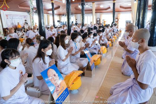 ภาพ No.40431:พิธีตัดปอยผม ปลงผม ขอขมารับผ้าไตรและพิธีบรรพชา ในโครงการอุปสมบท บูชาธรรมมหาปูชนียาจารย์ ประจำปี 2564 ชุดที่ 13