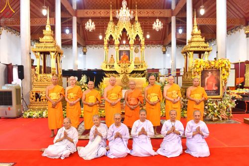 ภาพ No.51566:ประมวลภาพพิธีบำเพ็ญกุศลสวดพระอภิธรรม พระเทพวรเวที (บุญศรี ปุญฺญสิริ ป.ธ.4) อดีตผู้ช่วยเจ้าอาวาสวัดปากน้ำ