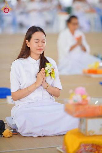 ภาพ No.322823:วันที่ 18 เมษายน พ.ศ. 2569 พิธีถวายภัตตาหารเมนูสวรรค์ เพื่อการบรรลุธรรม ณ หอฉันคุณยายอาจารย์ฯ วัดพระธรรมกาย