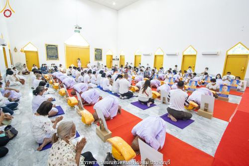 ภาพ No.40505:พิธีตัดปอยผม ปลงผม ขอขมารับผ้าไตรและพิธีบรรพชา ในโครงการอุปสมบท บูชาธรรมมหาปูชนียาจารย์ ประจำปี 2564 ชุดที่ 14